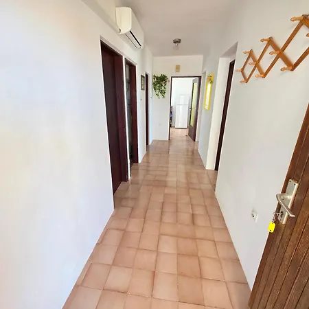 Bed With 3 Bedrooms And Balcony * Selce