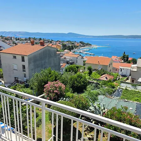Bed With 3 Bedrooms And Balcony Διαμέρισμα
